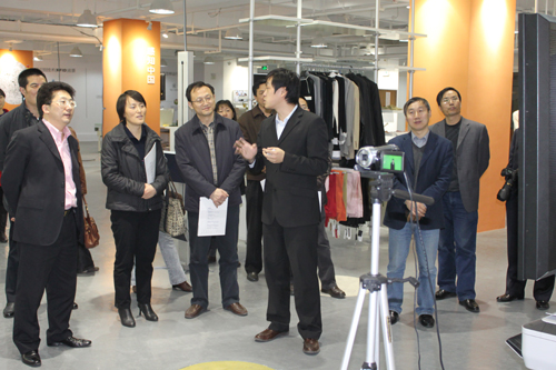 常熟市科技局張燕局長率四位副局長到利奧創新科技交流學習